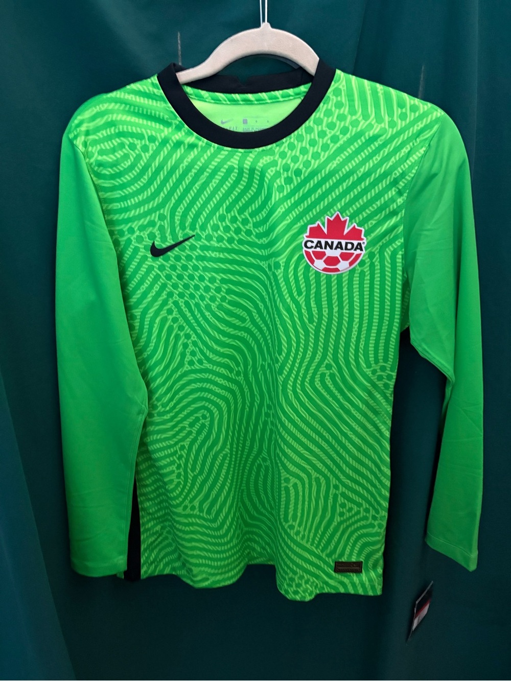 Nike Canada women’s soccer goalie Green Canada Long-Sleeve Soccer Jersey